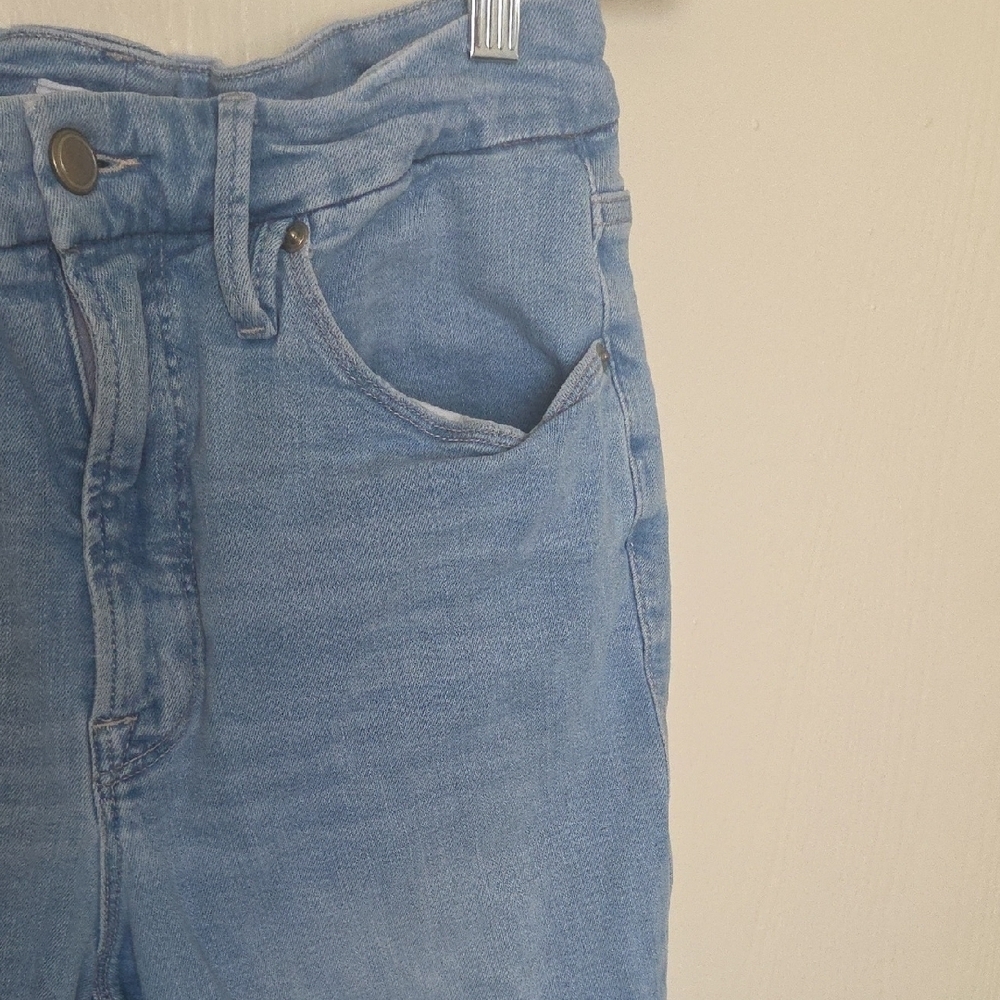 High Rise Skinny Crop Tummy Control - Picture 2 of 5
